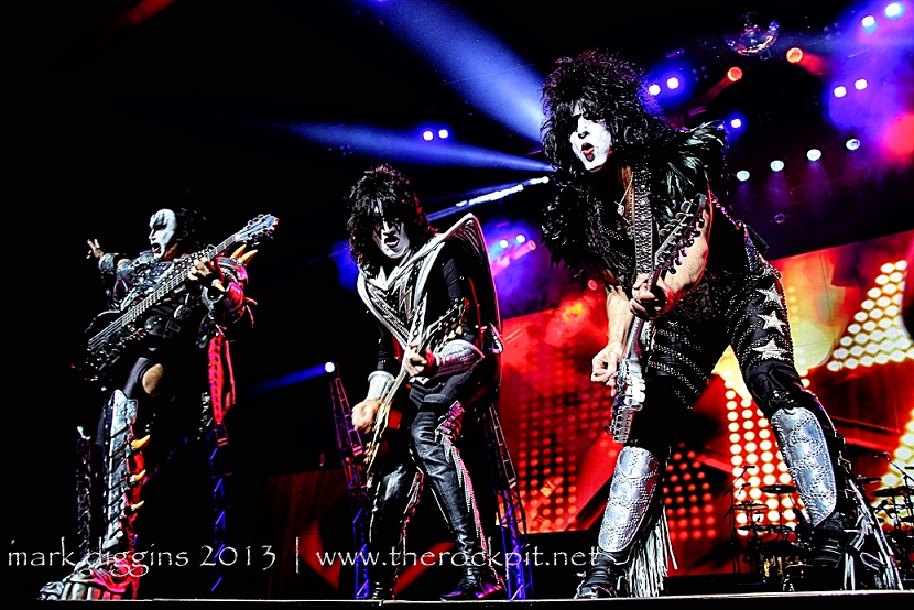 Kiss Perth 2013